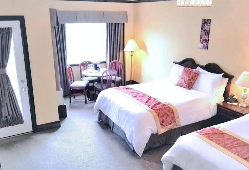 ホテル The Falls Inn   Walters Falls