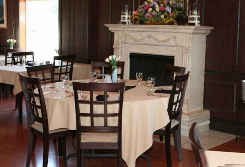 ホテル The Falls Inn   Walters Falls