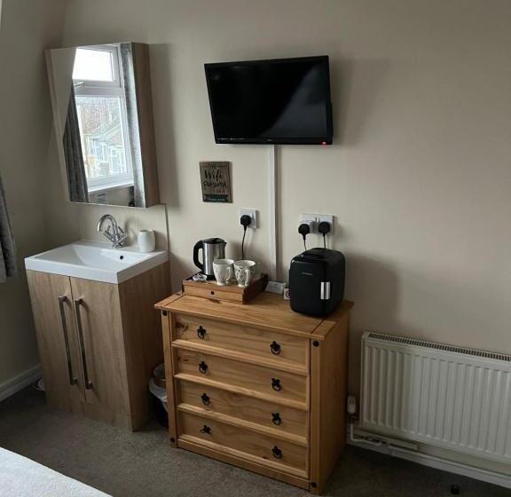 فندق Willows Guest House