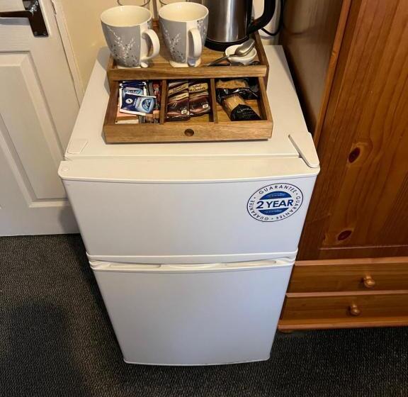 فندق Willows Guest House