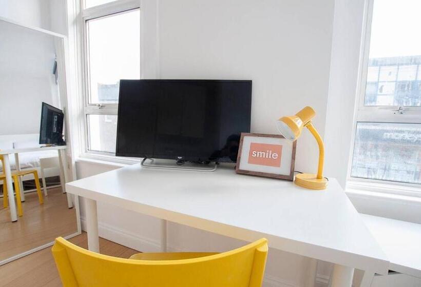 Пансион Tooting Broadway Studios & Rooms By Dc London Rooms