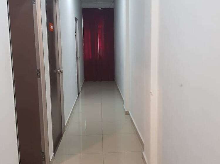 Meera Heritage Motel