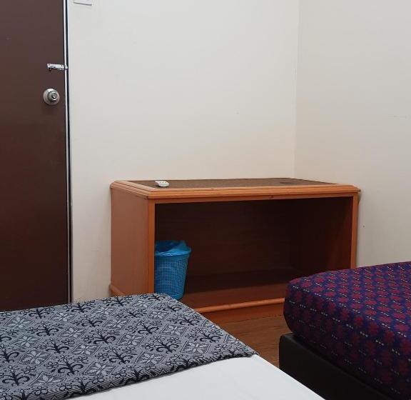 Meera Heritage Motel