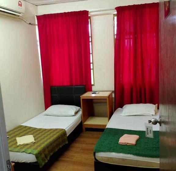 Meera Heritage Motel