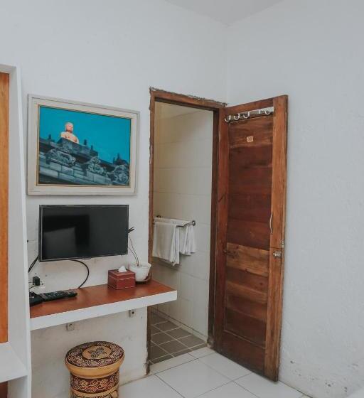 هتل Cempaka Borobudur Guest House