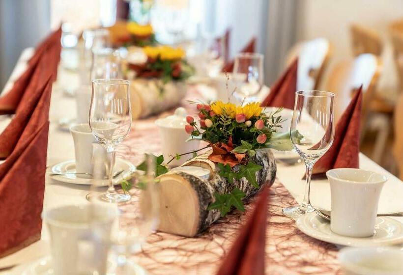 فندق Gasthof Zum Stern