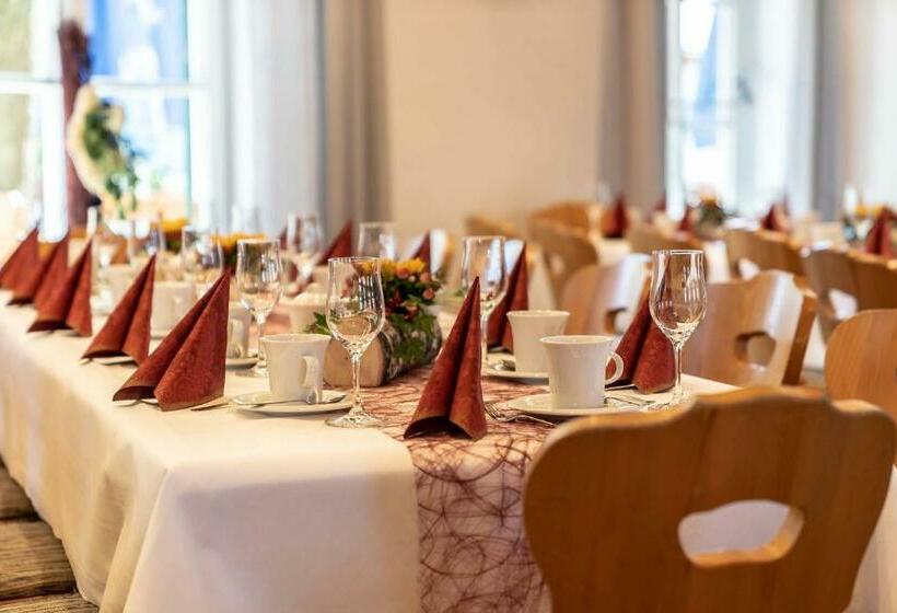 Отель Gasthof Zum Stern