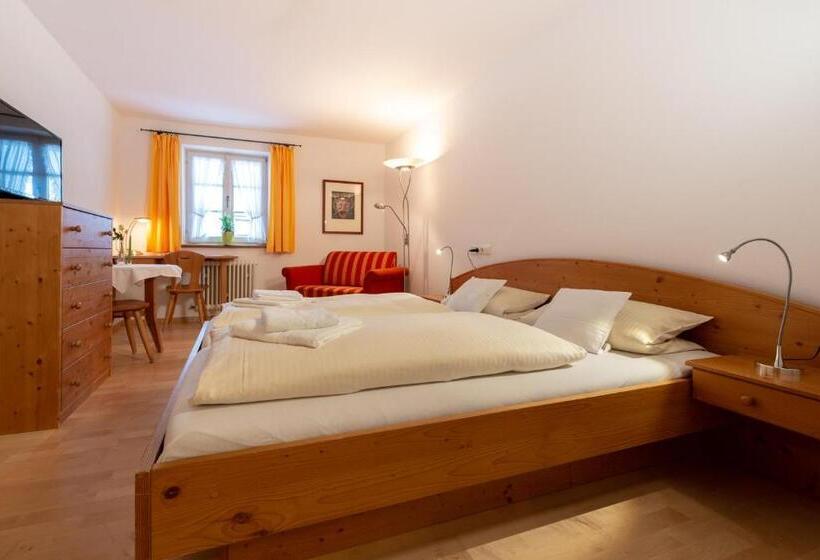 فندق Gasthof Zum Stern