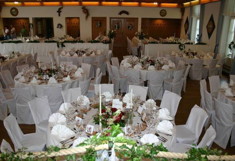 فندق Gasthof Zum Stern