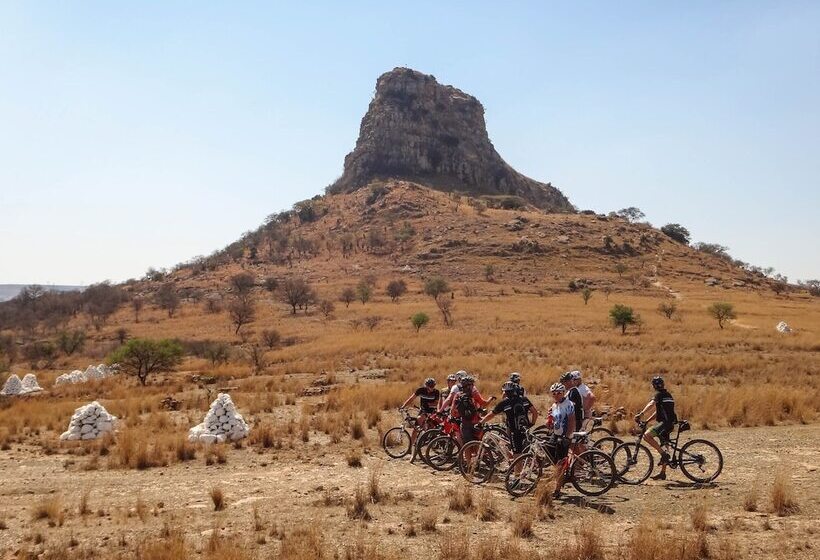 בית מלון כפרי Isandlwana Lodge