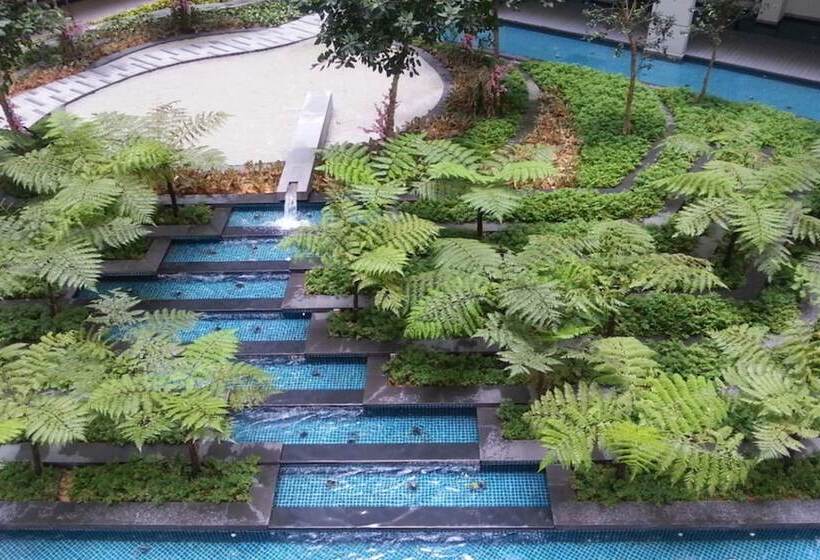 בית מלון כפרי Kl Skyline Hostel & Rooftop Infinity Sky Pool