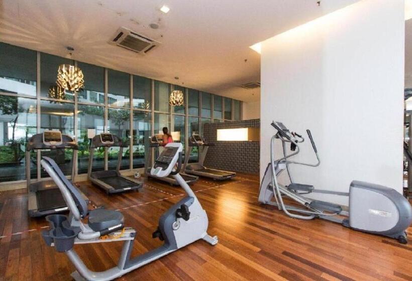 בית מלון כפרי Kl Skyline Hostel & Rooftop Infinity Sky Pool