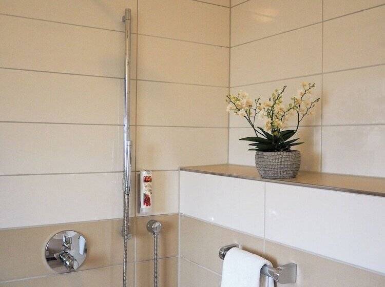 هتل Leinsweiler Hof