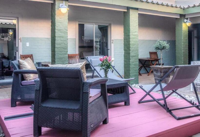 酒店 Puza Moya Guest House