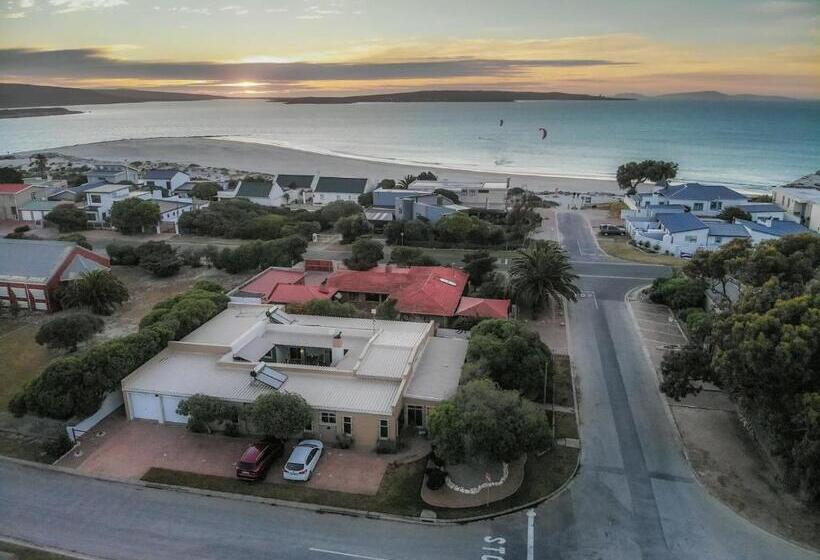 酒店 Puza Moya Guest House