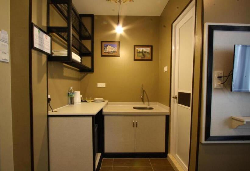 Отель Shamrock Greenhill