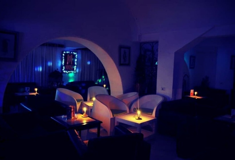 Отель Sun Holiday Beach Hôtel