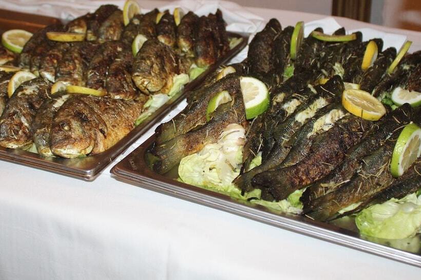 Отель Sun Holiday Beach Hôtel