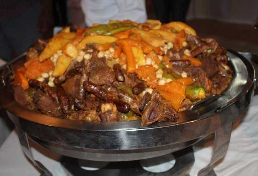 Отель Sun Holiday Beach Hôtel