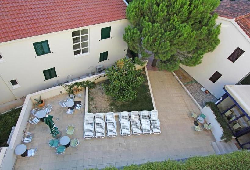 فندق Villa Ceres