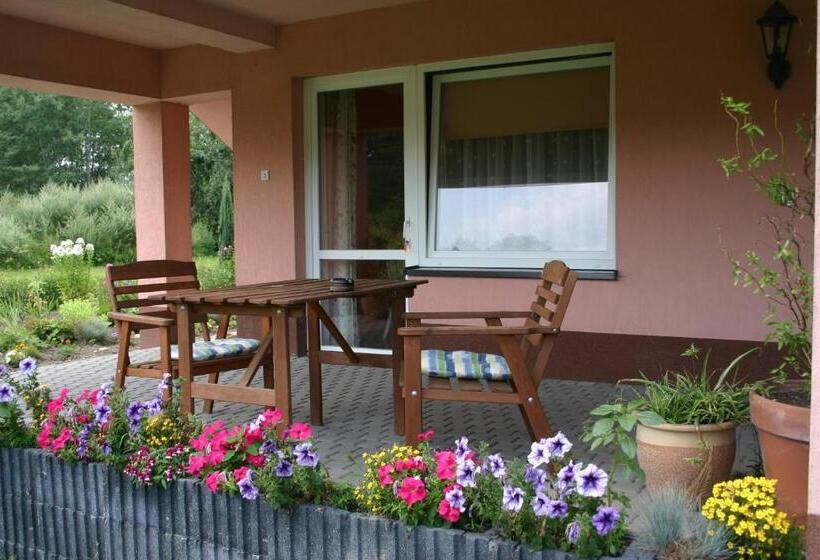 בית מלון כפרי W Starym Ogrodnictwie