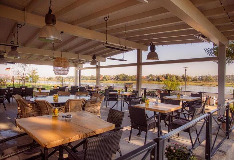 酒店 Weltrad Am Fluß Restaurant & Quartier