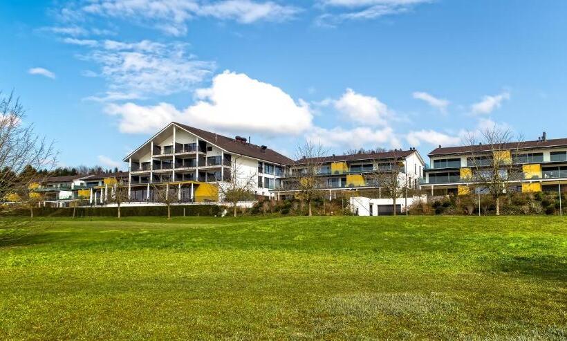 Small Luxury Hotel Wellnesshotel Golfpanorama