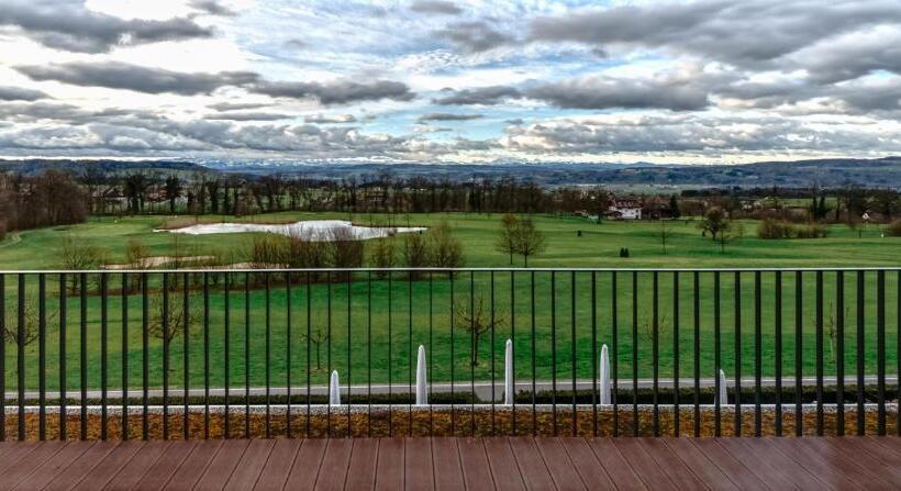 Small Luxury Hotel Wellnesshotel Golfpanorama