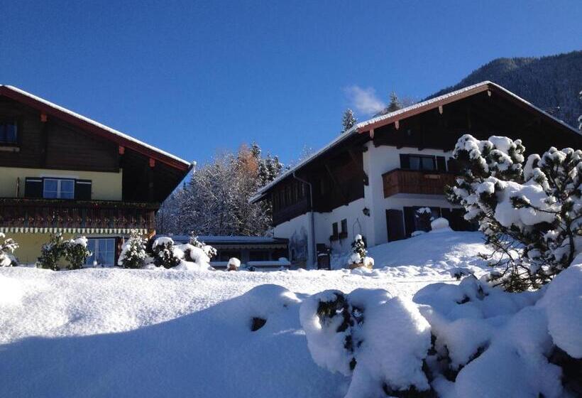 Alpenhotel Bergzauber