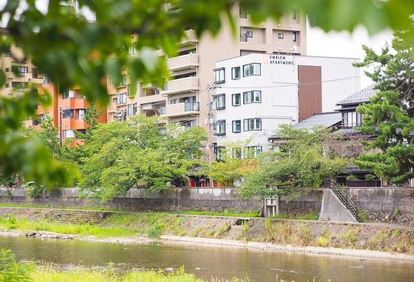 Emblem Apartment Kanazawa