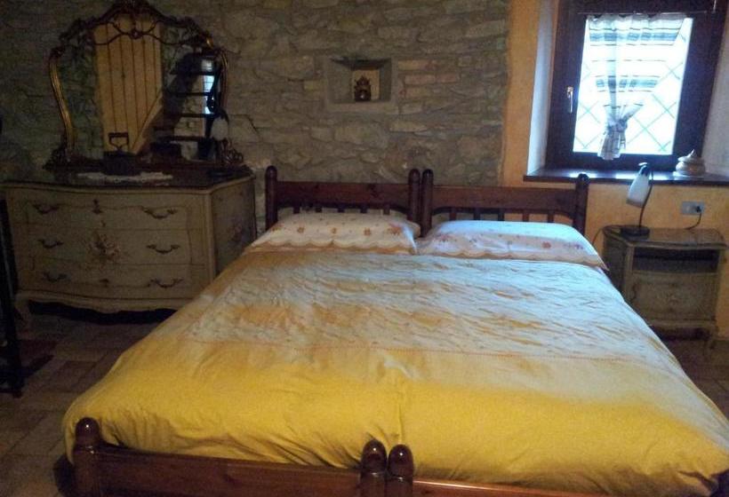 Отель Agriturismo Cascina Ronchi