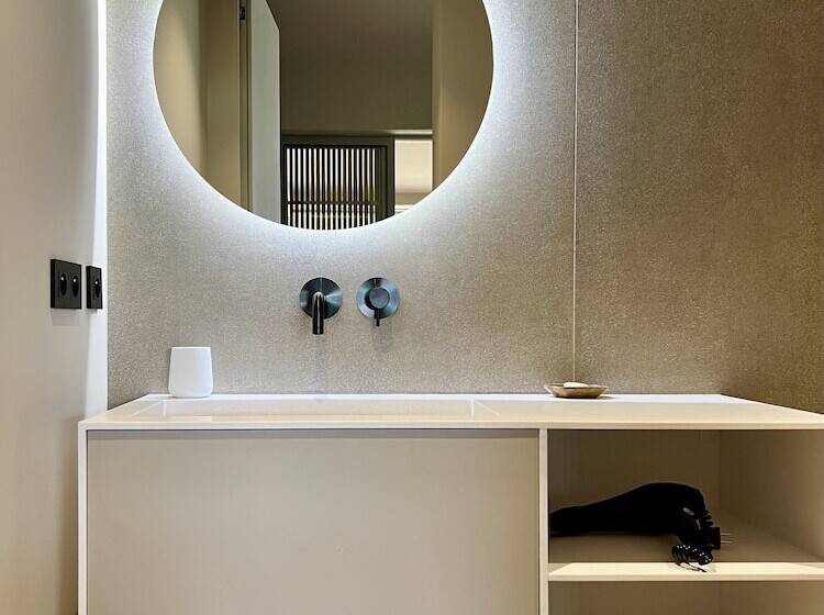 Отель Domaine Santa Giulia Palace