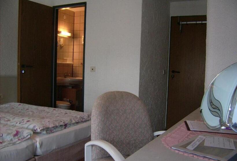 Отель Gästehaus Hochrhönblick