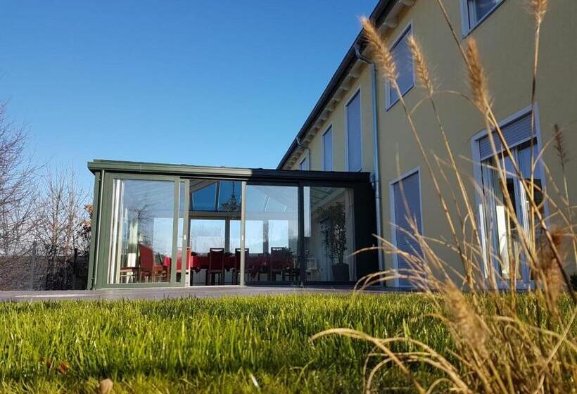 호텔 Gästehaus Staudenschloss