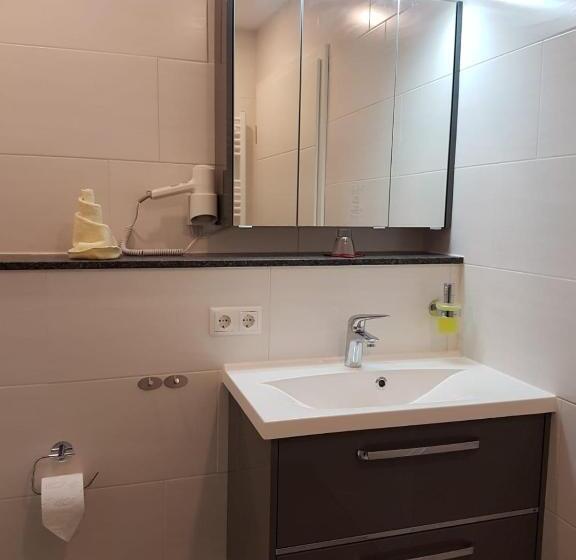 فندق Gästehaus Staudenschloss