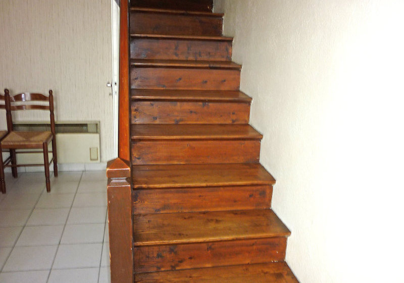 בית מלון כפרי Holiday House Jean Michel