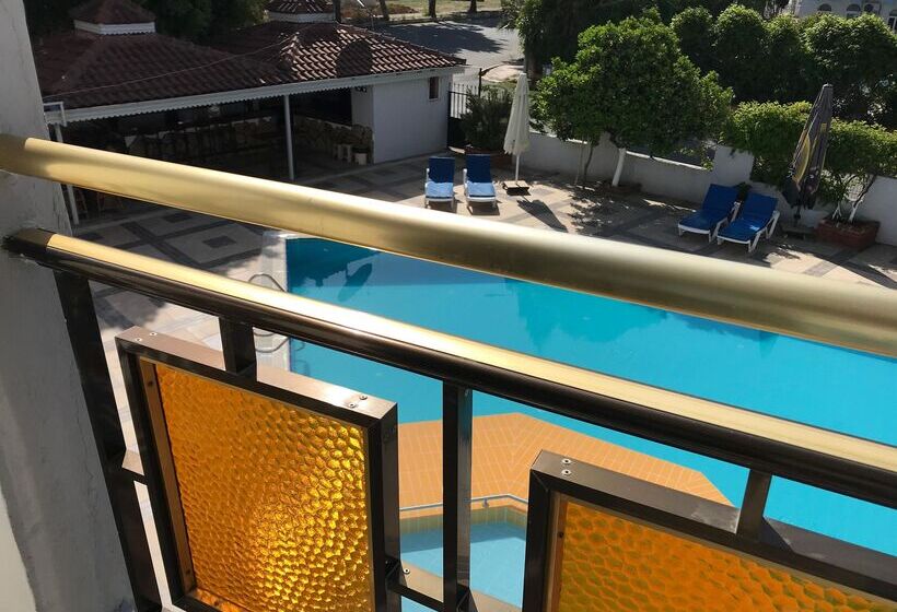 בית מלון כפרי Kahraman