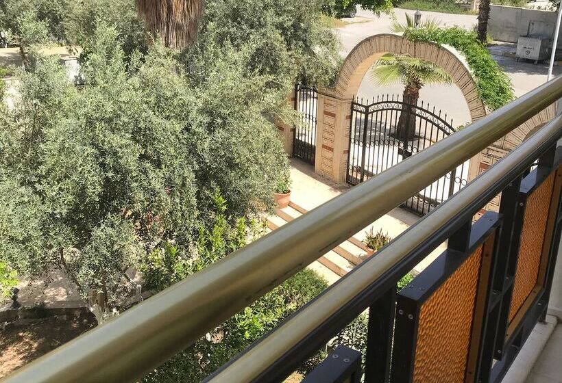 בית מלון כפרי Kahraman