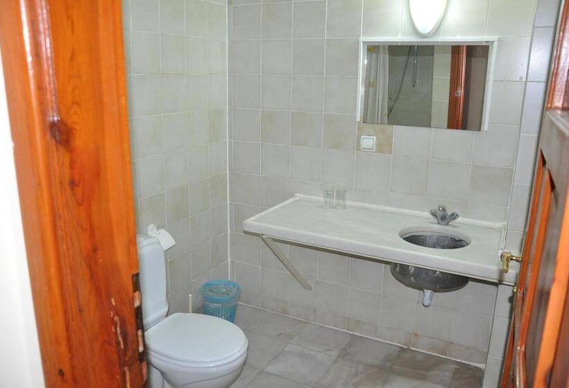 בית מלון כפרי Kahraman