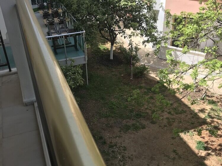 בית מלון כפרי Kahraman