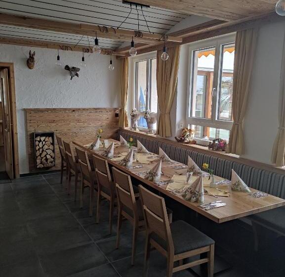 בית מלון כפרי Landgastohf Thiem