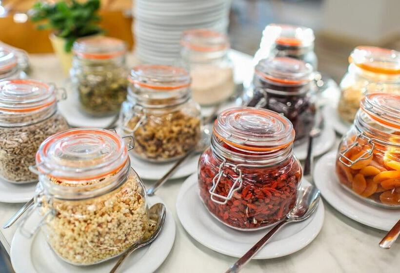 هتل Magnus Resort