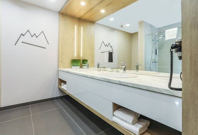 هتل Magnus Resort