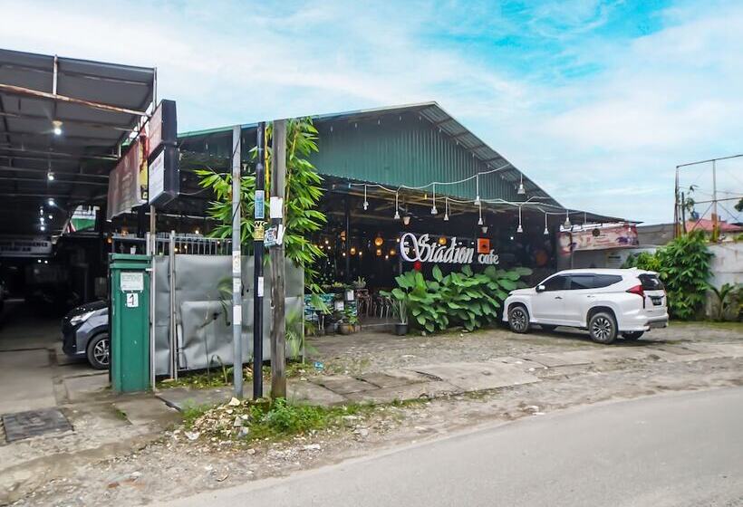 酒店 Oyo 990 Stadion Residence