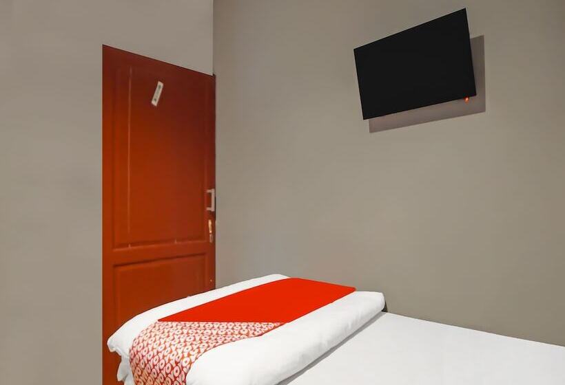 酒店 Oyo 990 Stadion Residence