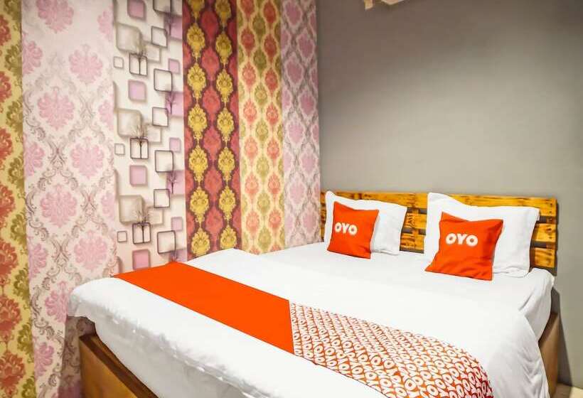 ホテル Oyo 990 Stadion Residence