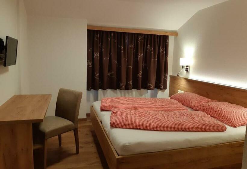 فندق Pension Thainerhof