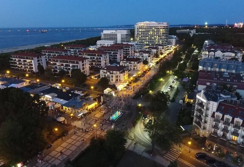 Отель Rezydent Resort