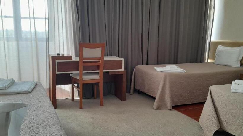 هتل روستایی Abade João