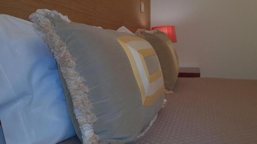 هتل روستایی Abade João